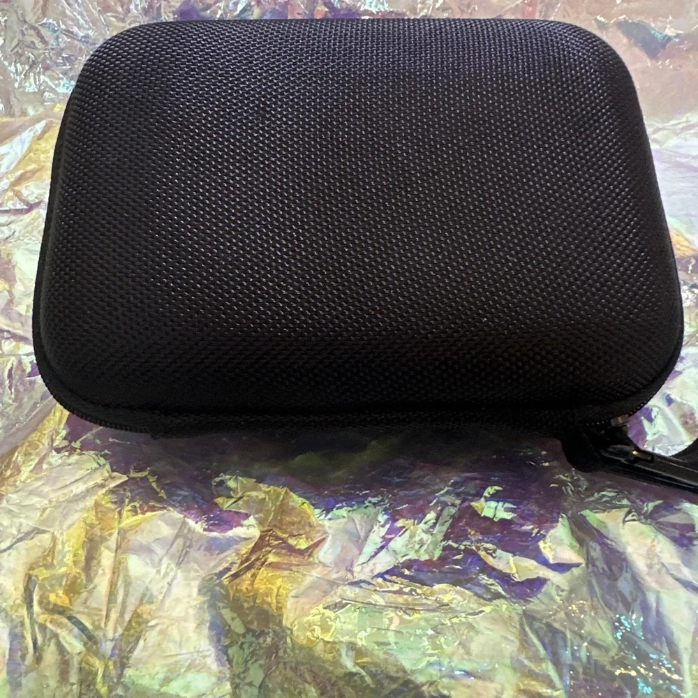 New Phone Accessory Travel Organizer with Carabiner, Black